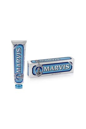 Οδοντόκρεμα του Ιταλικού οίκου Marvis με ελάχιστα πιο γλυκιά γεύση μέντας από τις υπόλποιπες της ίδιας εταιρείας. Διατίθεται σε σωληνάριο των 85ml
